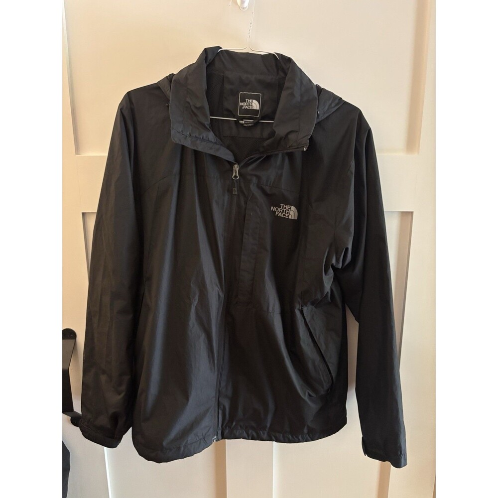 The North Face Men’s Large Black Lightweight Hooded Windbreaker Jacket